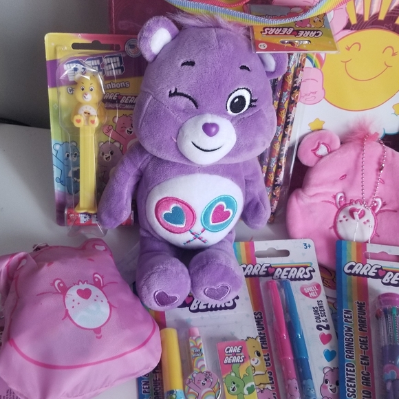 💜 Care Bears Curated Stationary Gift Set - Picture 4 of 7